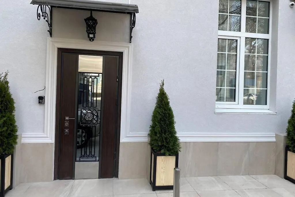 Apartament Hidden Gem With Its Own Private Entry At Lypky Kijów