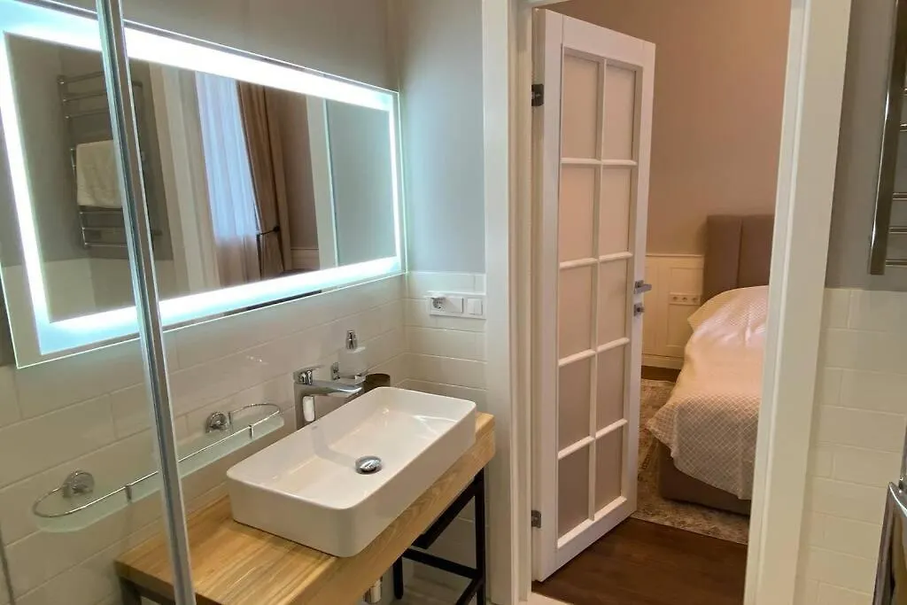 Apartament Hidden Gem With Its Own Private Entry At Lypky Kijów